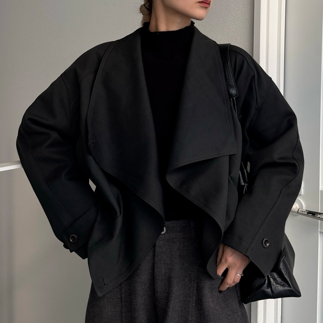 Asymmetric big collar 2way short BZ/dark gray