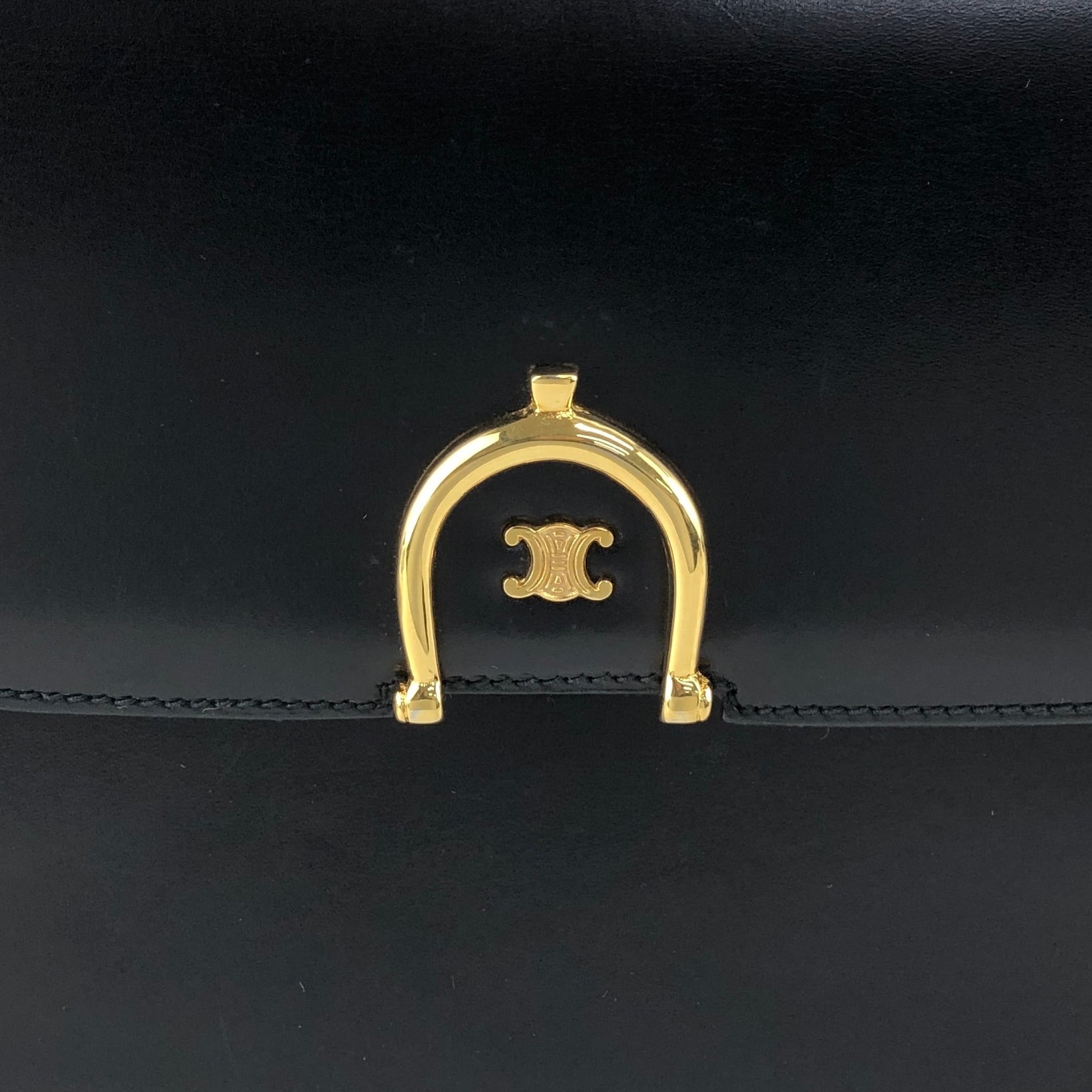 CELINE セリーヌ ショルダーバッグ ブラック トリオンフ レザー