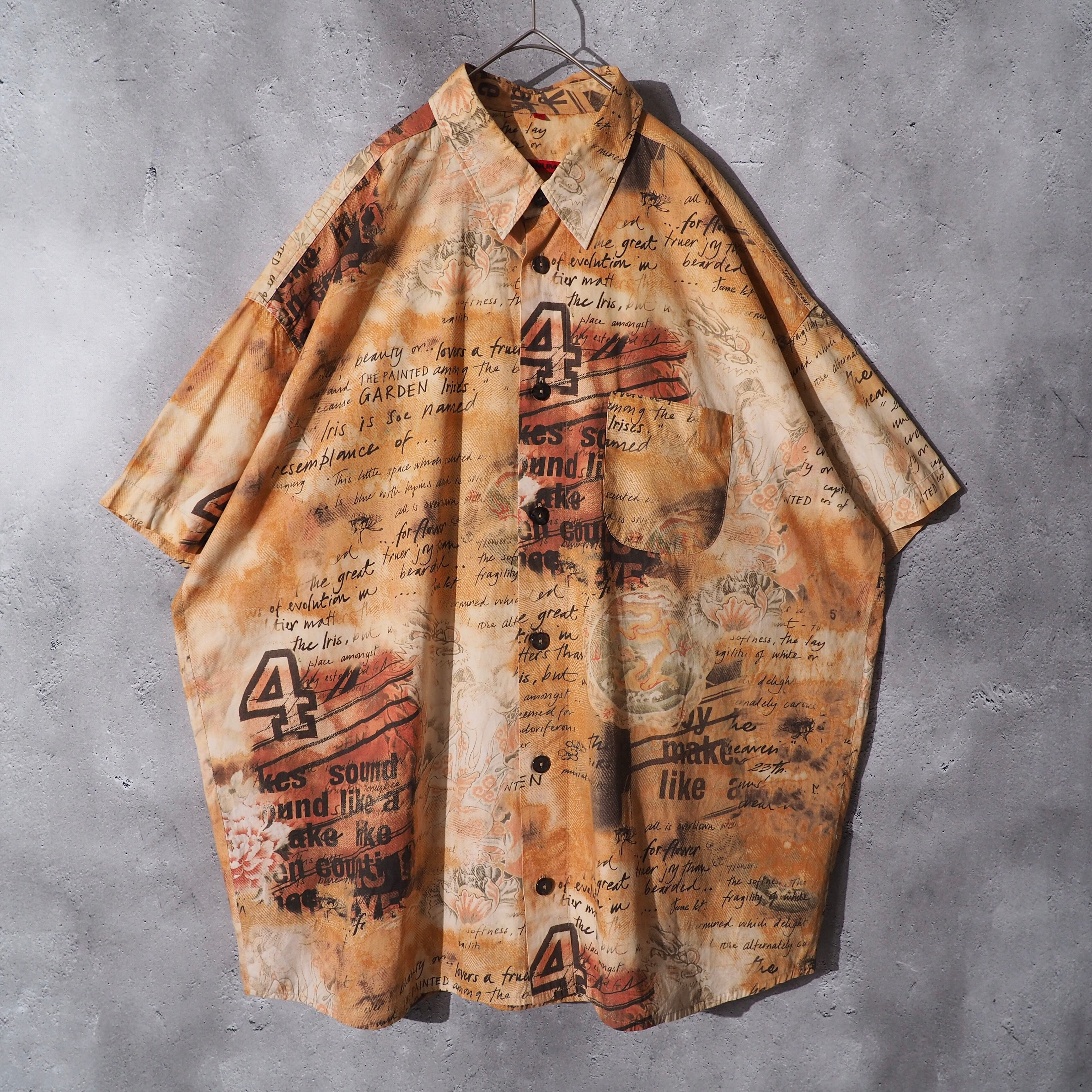Signum asian taste × alphabet design loose silhouette art shirt
