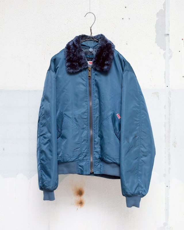 “Levi’s” nylon bomber jacket / detachable fur collar / From Europe