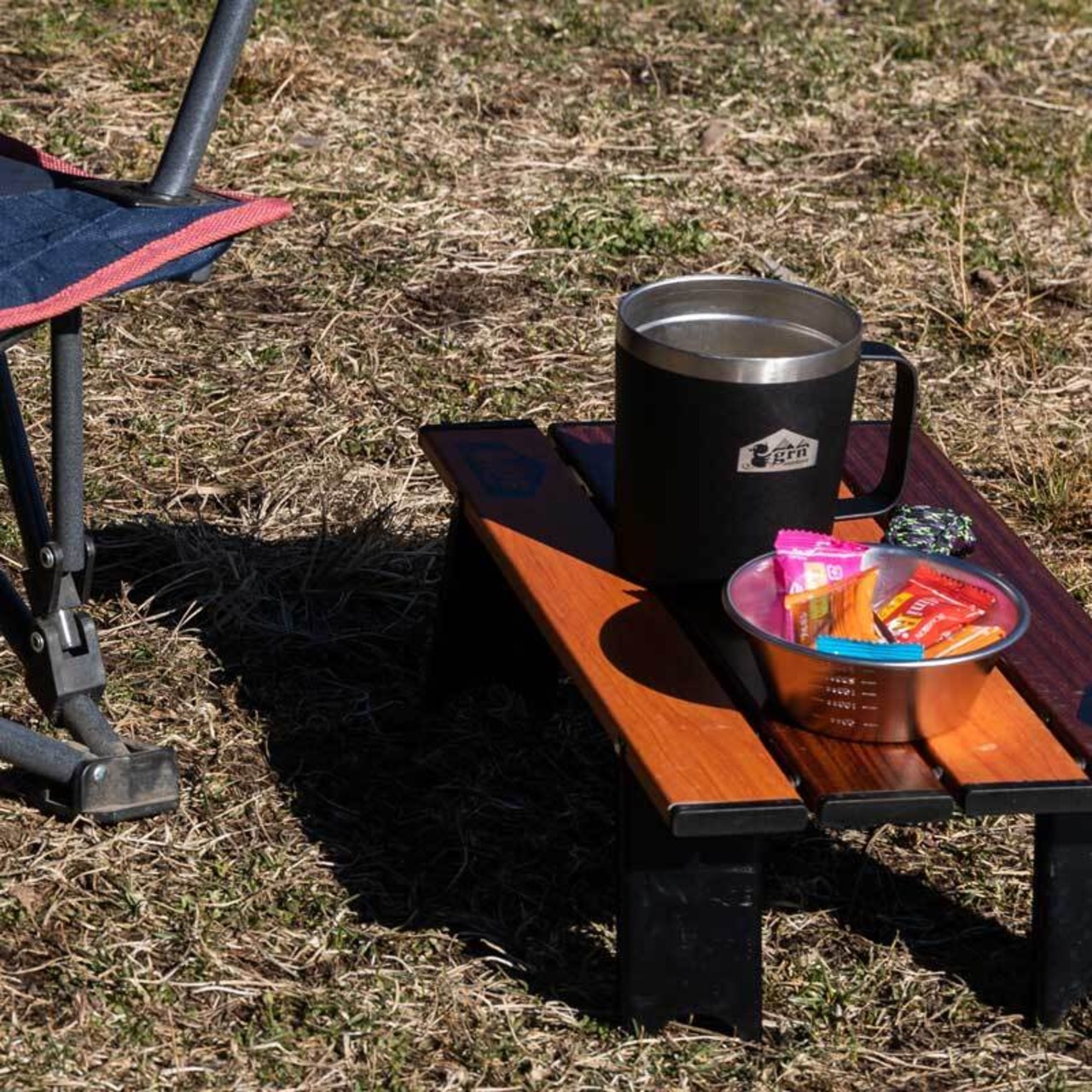 grn outdoor ( ジーアールエヌ アウトドア ) MONI-MINI TABLE (CRAZY) ミニテ ーブル ソロ キャンプ アウトドア グッズ 用品 折りたたみ コンパクト 軽量 go0466f