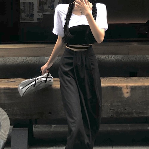 ✞ ダークブラックショートTシャツ トップス ストレッチウエストすっきり☆着痩せスカート エラスティック 伸縮 ✞ゴスロリ SM ミリ 甘ロリ クラロリ 和ロリ エレガント 黒ロリ 姫ロリ 華ロリ BB-BB5960387