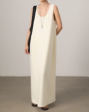 Simple  u-neck sleeveless long One-piece  L0079