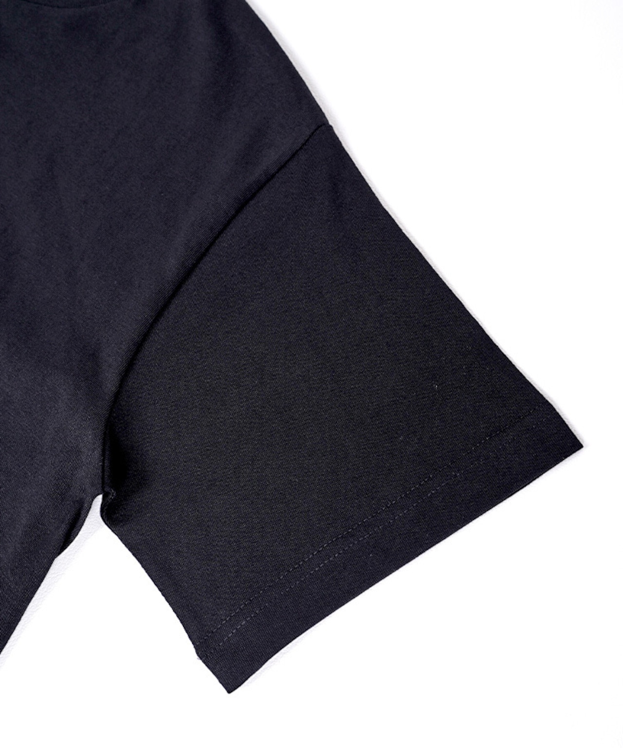 【直営限定ITEM】COOLA MADE®エンブロイダリーベーシックTシャツ (BLACK) CQ-47068H