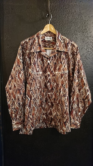 A PUZZLING HOME "PYTHON OPEN COLLER SHIRTS" Brown Color