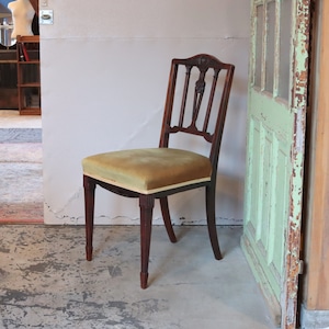 Classical dining chair