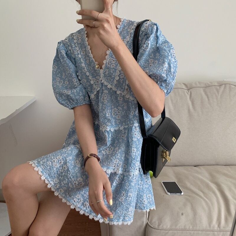 スリーブレースフローラルAラインスカート サマーショートルーズVネック半袖 ランタンスリーブ ハーフスリーブ 夏物 花柄 ステッチ ビッグFスモールZ韓国80189367846