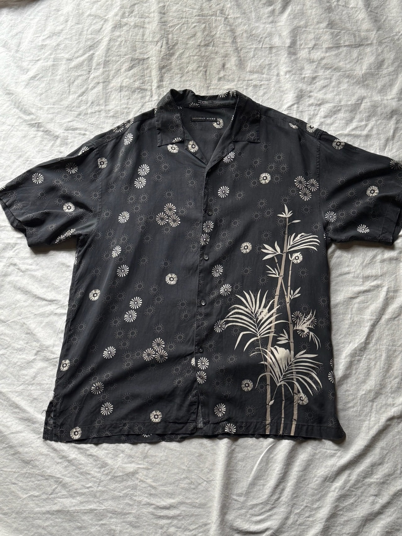 "GEOFFREY BEENE" Silk S/S shirt