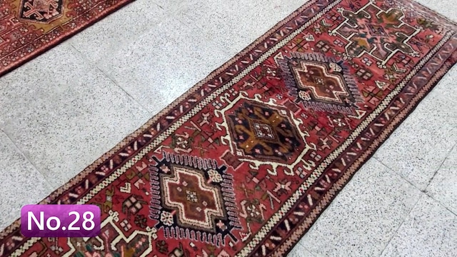 絨毯クエスト53【No.28】※現在、こちらの商品はイランに置いてあります。ご希望の方は先ずは在庫のご確認をお願いします。