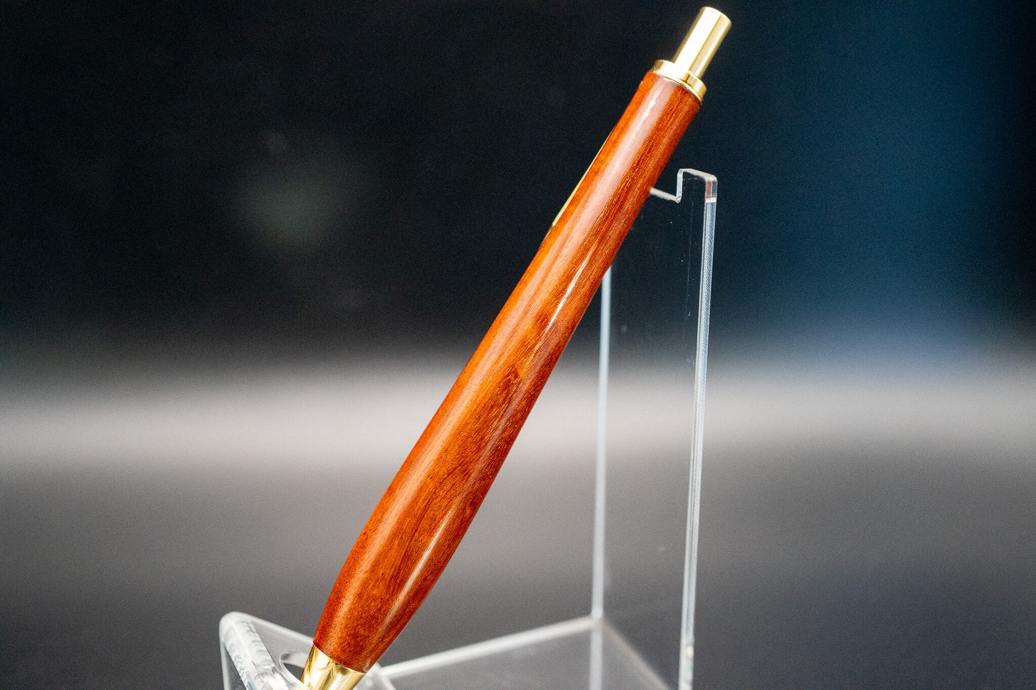 最高峰の弓材 】フェルナンブーコ gold MP | 木軸ペン工房 金杢犀