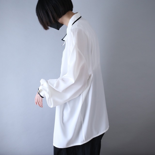 "刺繍" colorful diamond motif and pleats design over silhouette shirt