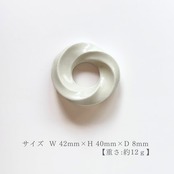 くるり　ブローチ