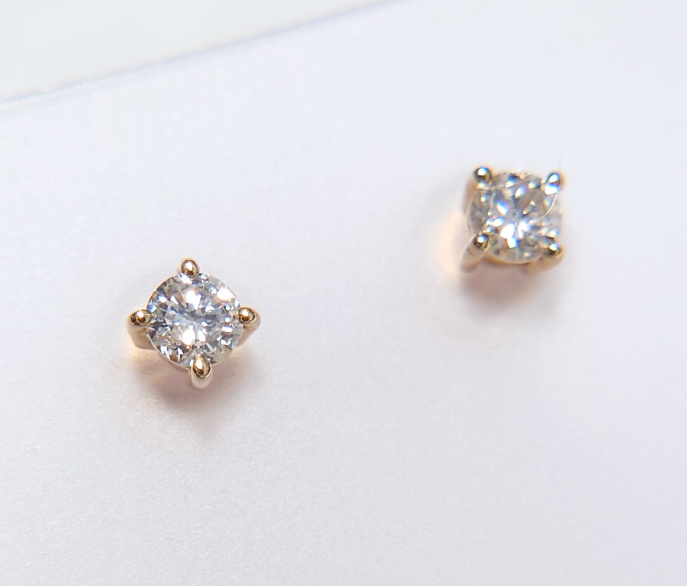 スタッド！ ダイヤモンド 0.17ct K18 ピアス（LASE715） | ＬＡＧＯＯＮ