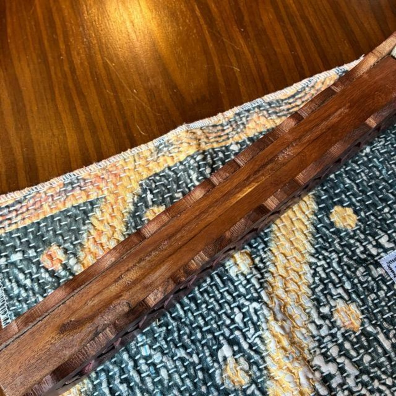 India Sheesham wood carved incense holder 2type　インド　シーシャムウッド彫入り香立て　全2種　お香　お香立て　アロマグッズ　リビング　寝室　香り