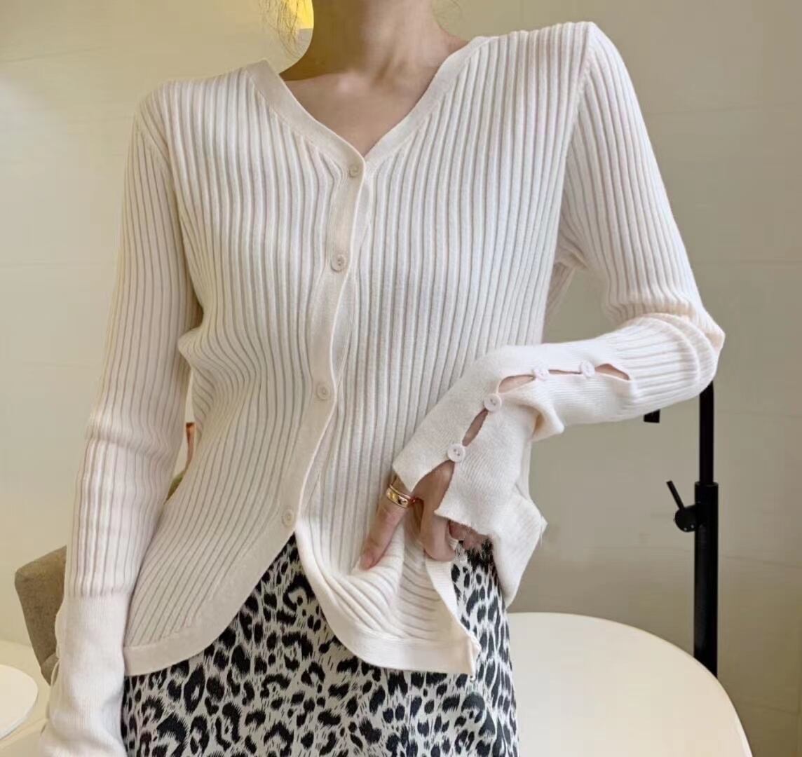 袖ボタン ニットカーディガン　　AJ111-156