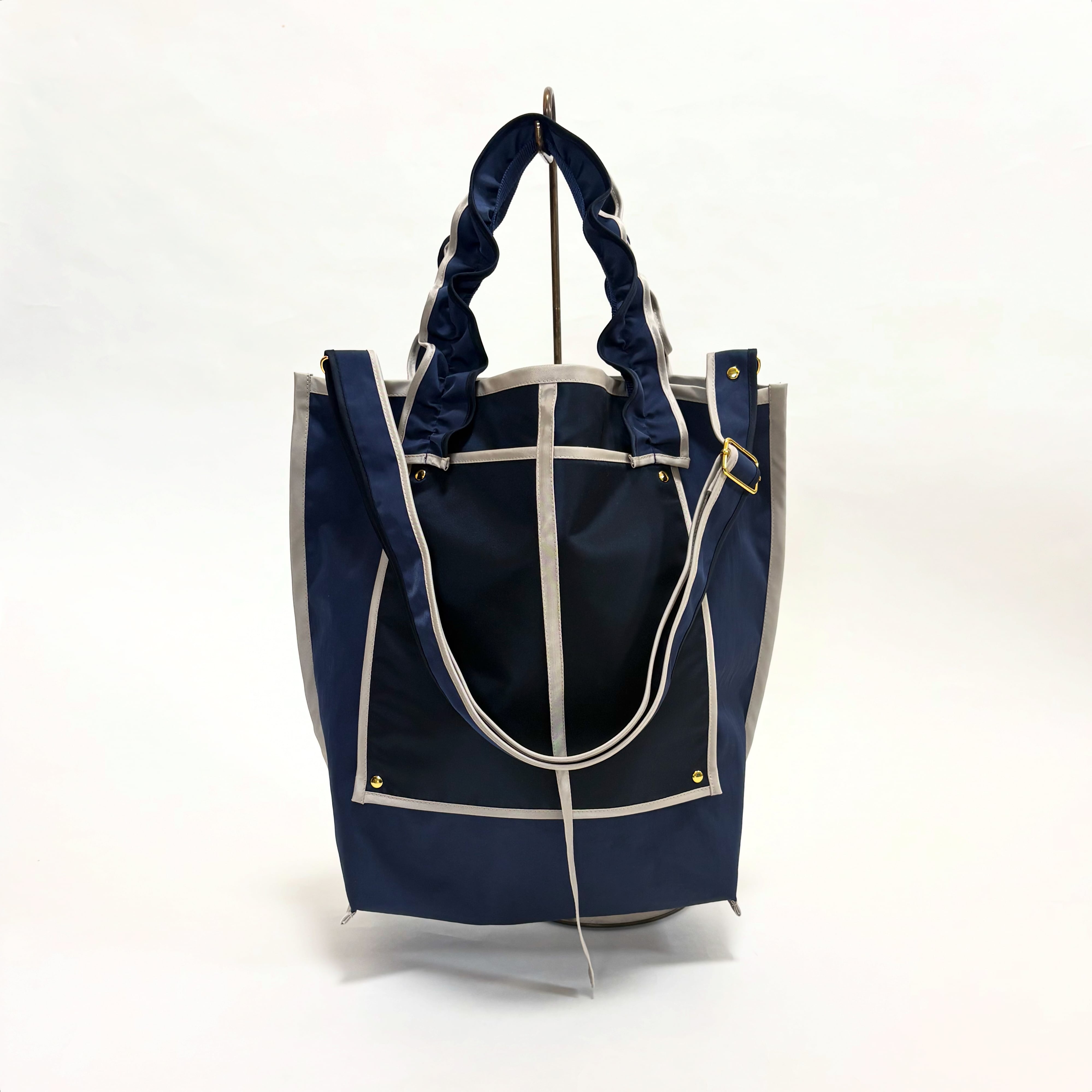 SURFINIA サフィニア　新品　ピンク センスサイドギャザートートバッグ SURFINIA サフィニア 新品 ピンク センスサイドギャザートートバッグ