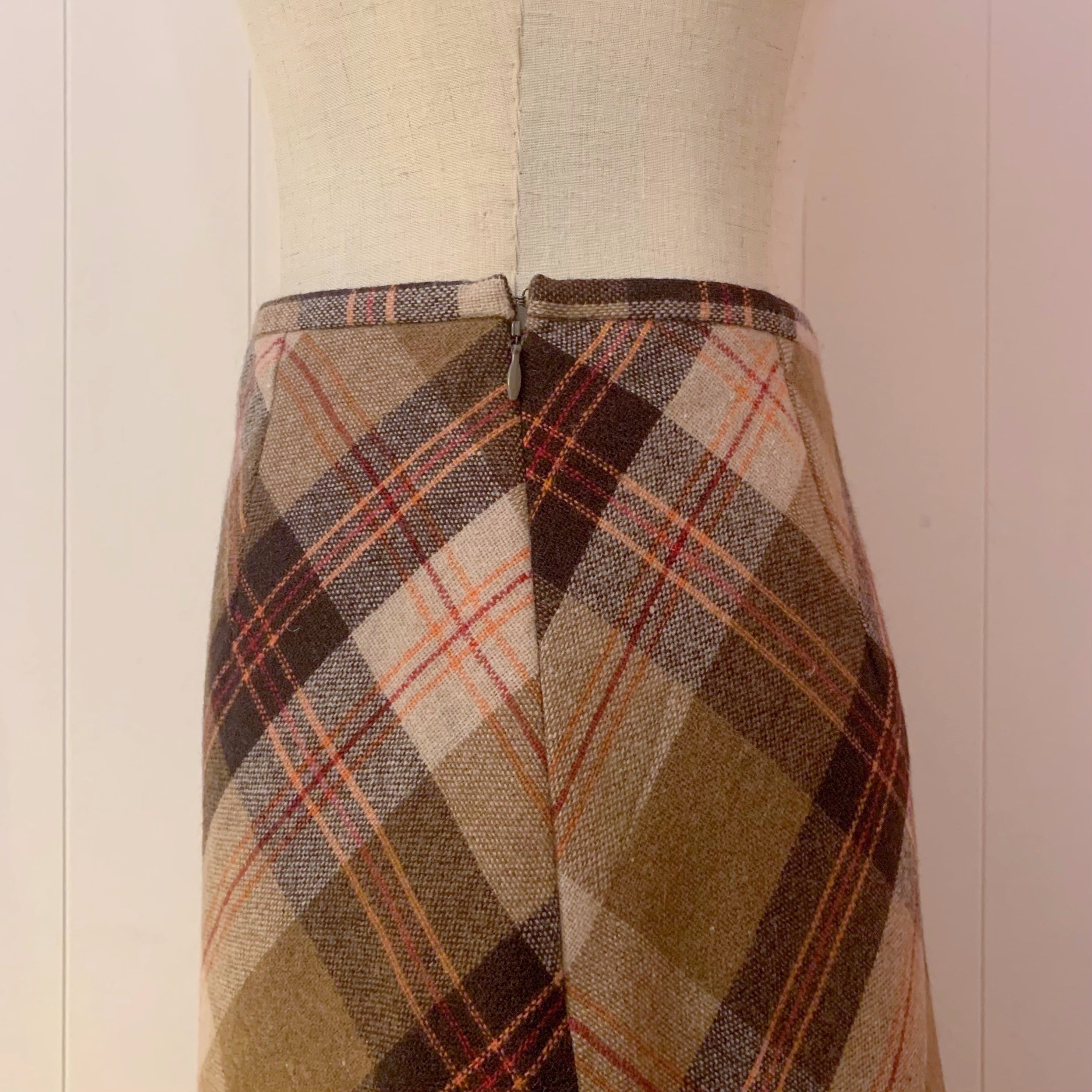 orange check wool long skirt