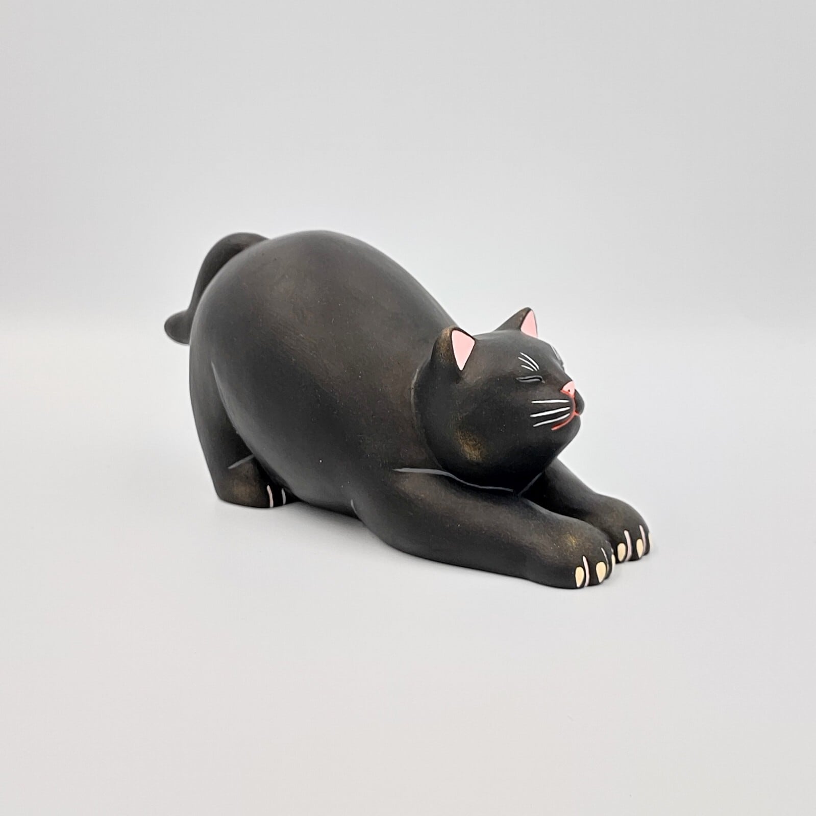 のび猫(黒) | 博多人形工房いしだ