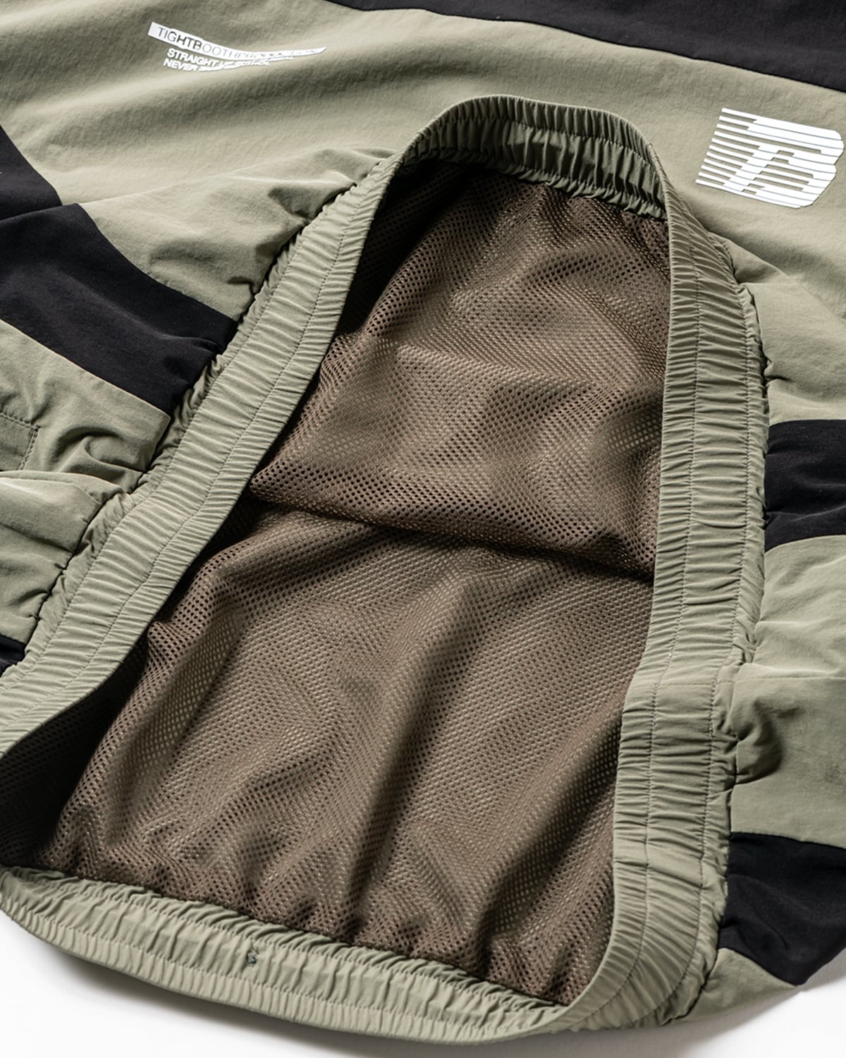 ジャケット・アウター TIGHTBOOTH PANEL WIND JACKET OLIVE TIGHTBOOTH - PANEL WIND JACKET | stashstore