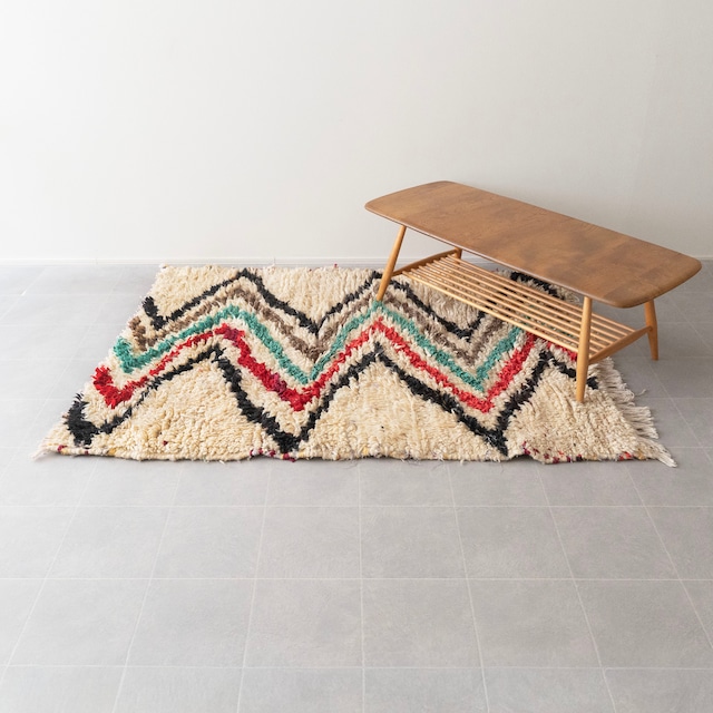 【Vintage】モロッコ・ヴィンテージラグ wool L-4 "111cm×164cm"