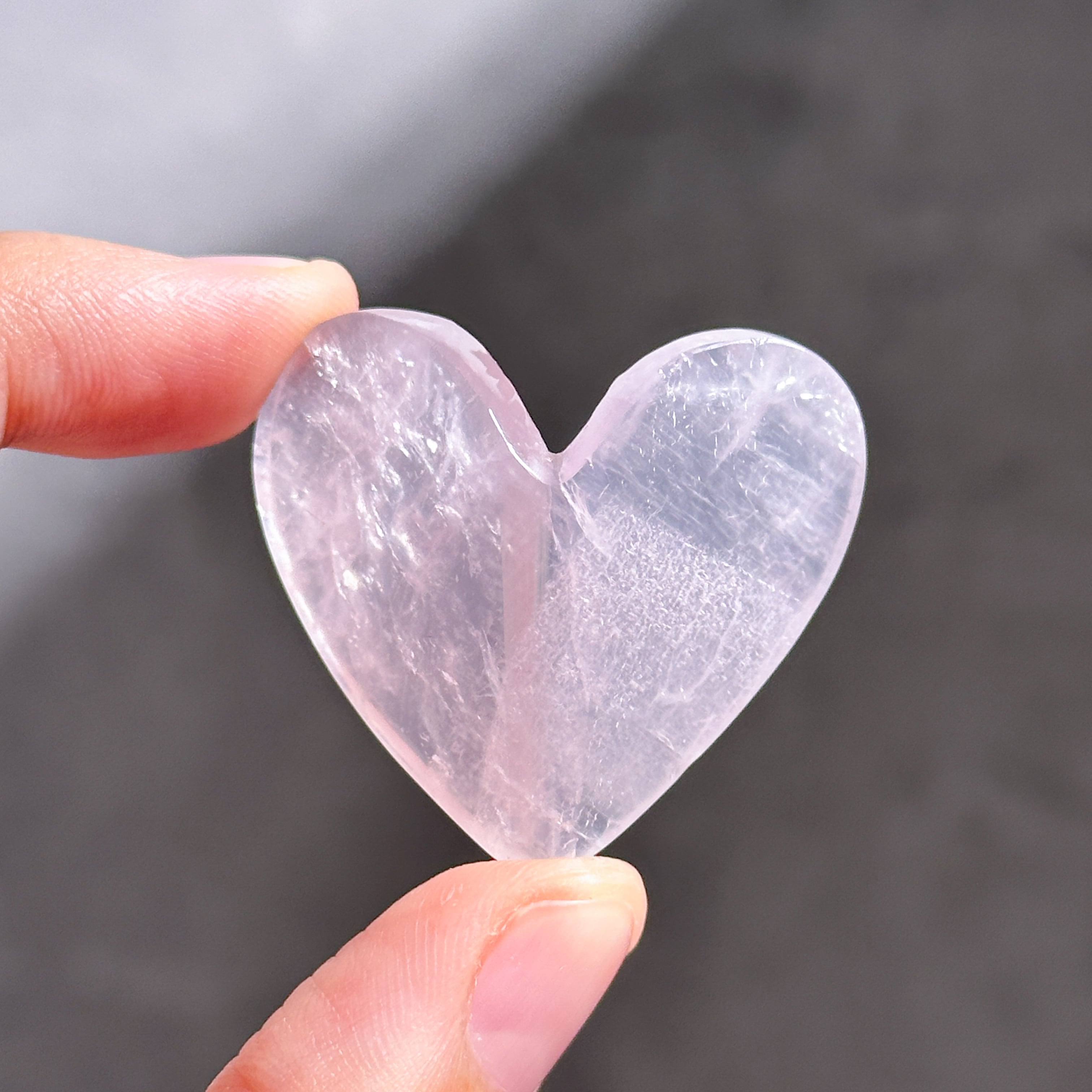 ローズクォーツ 3Dハート 01♡Rose Quartz heart ♡天然石・鉱物