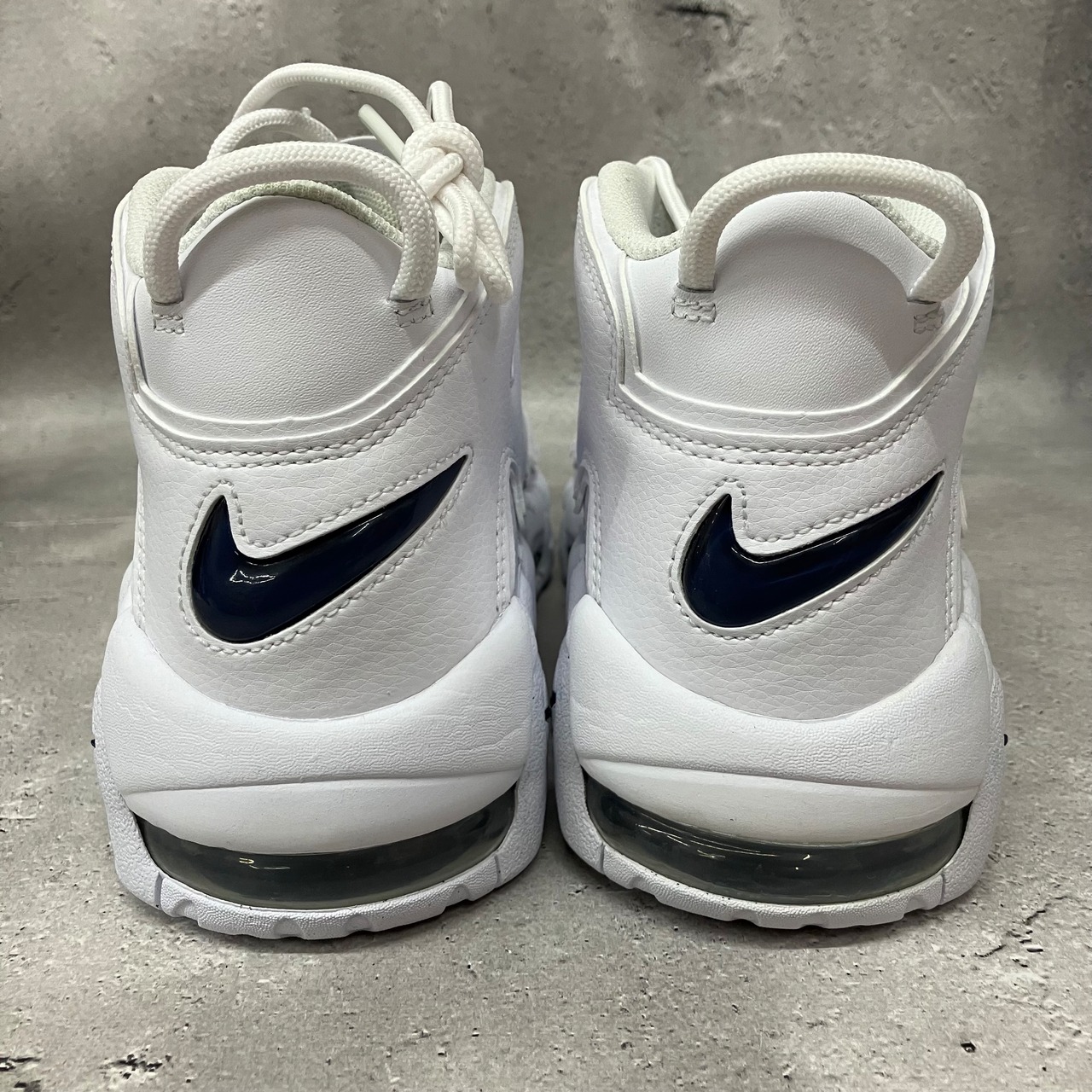 未使用26.5cm Nike Air More Uptempoネイビー/ホワイト（Nike Air More