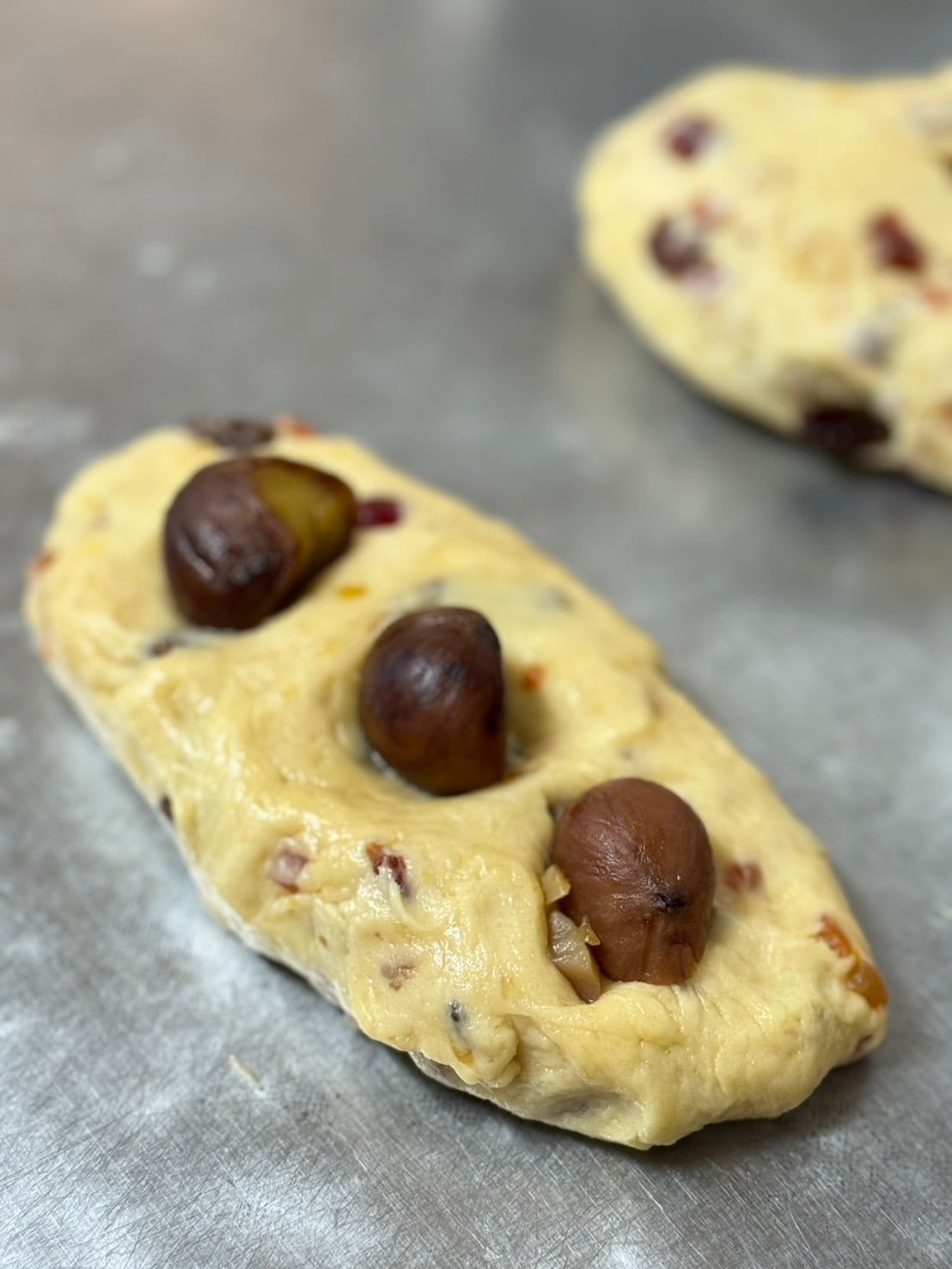 送料無料】シュトーレン（栗入り）（1本）【季節限定】 | パンの朝顔