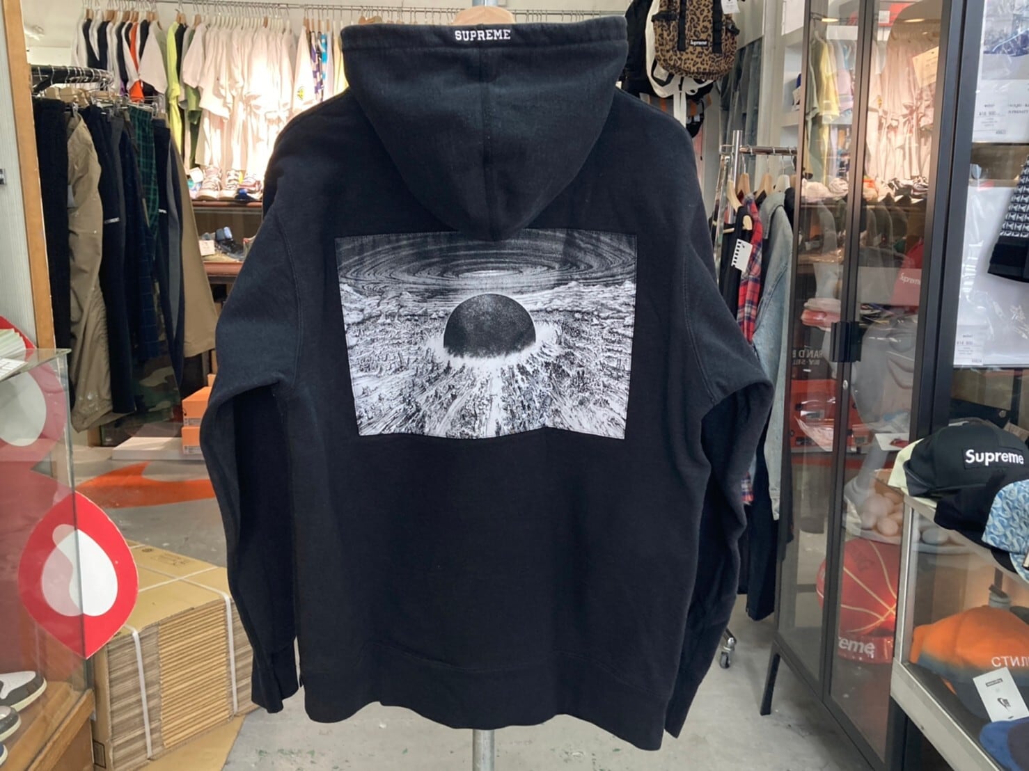 Supreme AKIRA PATCHES HOODED SWEATSHIRT BLACK LARGE 63021 | BRAND  