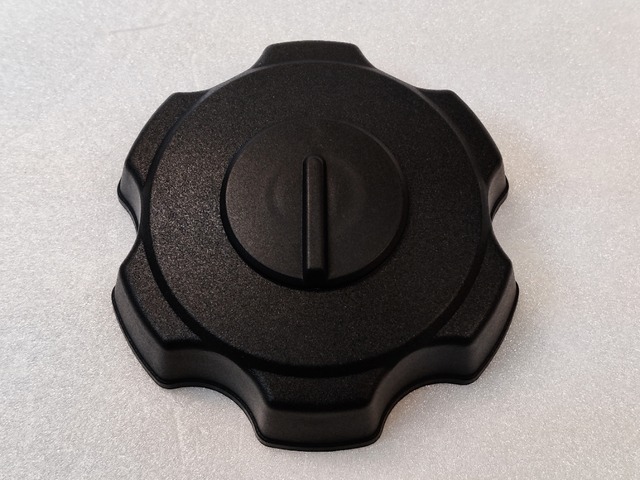 Z250FT ガソリン タンクキャップ未使用品 AR80 AR50 当日物 旧車 2025