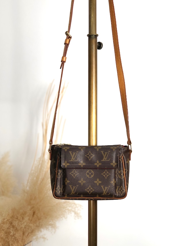 LOEWE ロエベ ショルダーバッグ ネイビー ターンロック レザー vintage ヴィンテージ オールド spwcd3