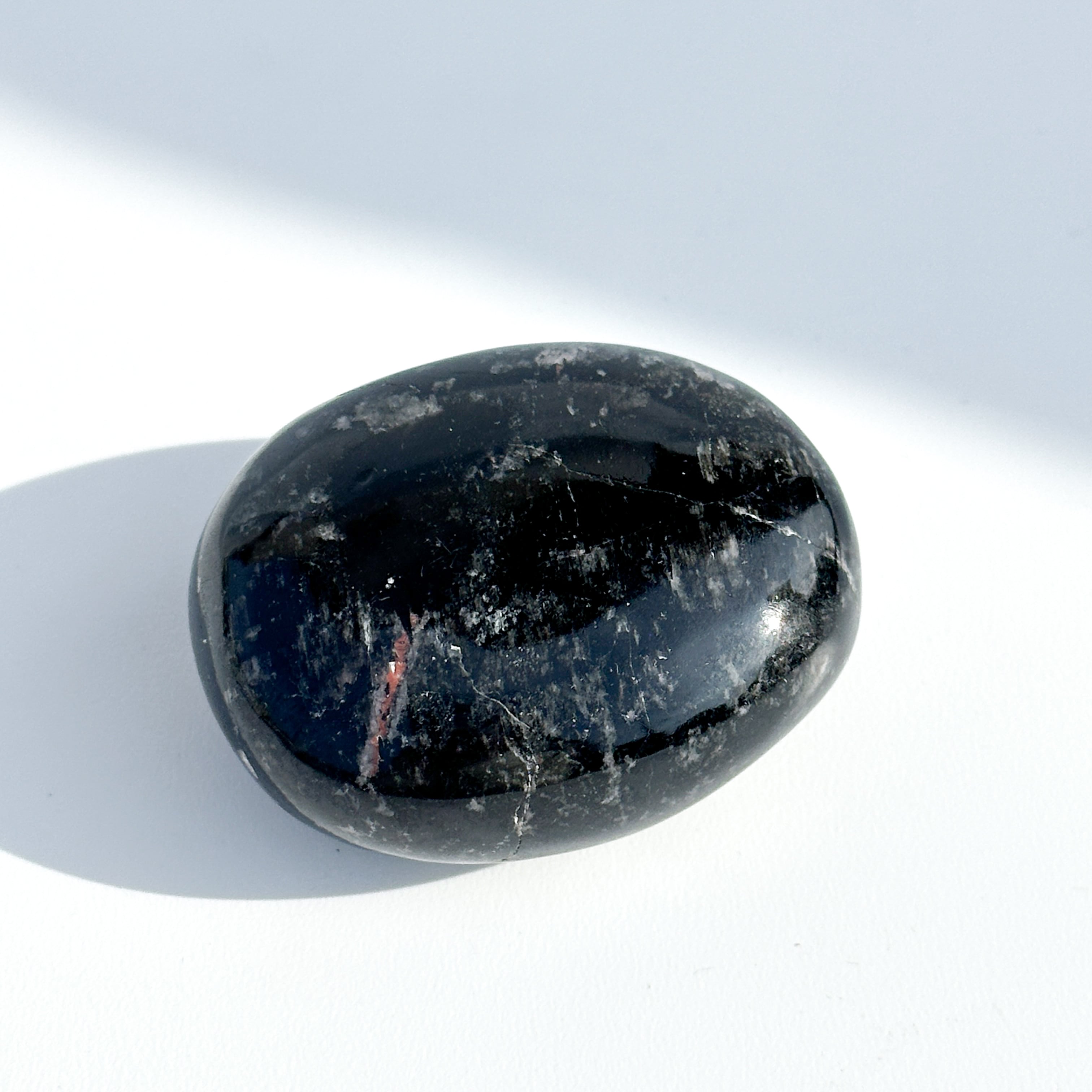 ブラックトルマリン パームストーン53◇ Black Tourmaline ◇天然石・鉱物・パワーストーン・インテリア