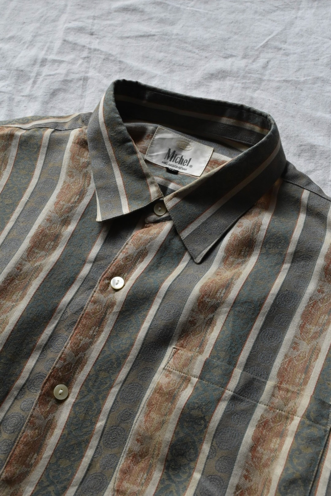Jacquard stripe shirt