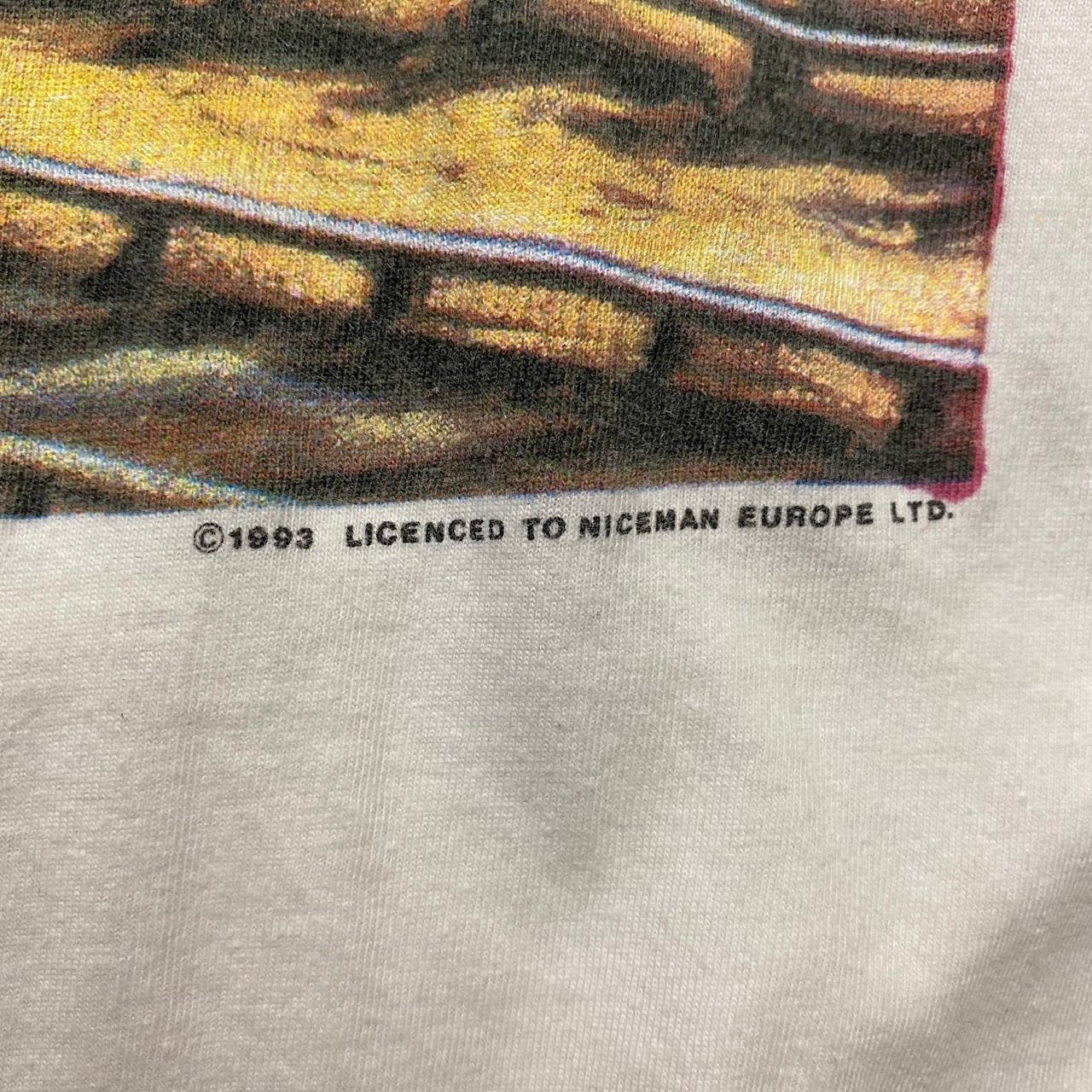 vintage 1993’s BLUR music tee “modern life is rubbish”