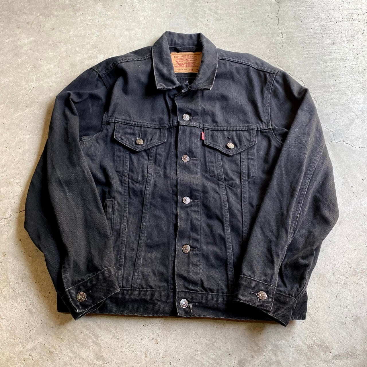 チュニジア製 90年代 Levi's ユーロリーバイス 70503 02 ブラックデニムジャケット メンズL相当 古着 トラッカージャケット 90S  ヴィンテージ ビンテージ 黒 【デニムジャケット】【AL2110】 | cave 古着屋【公式】古着通販サイト