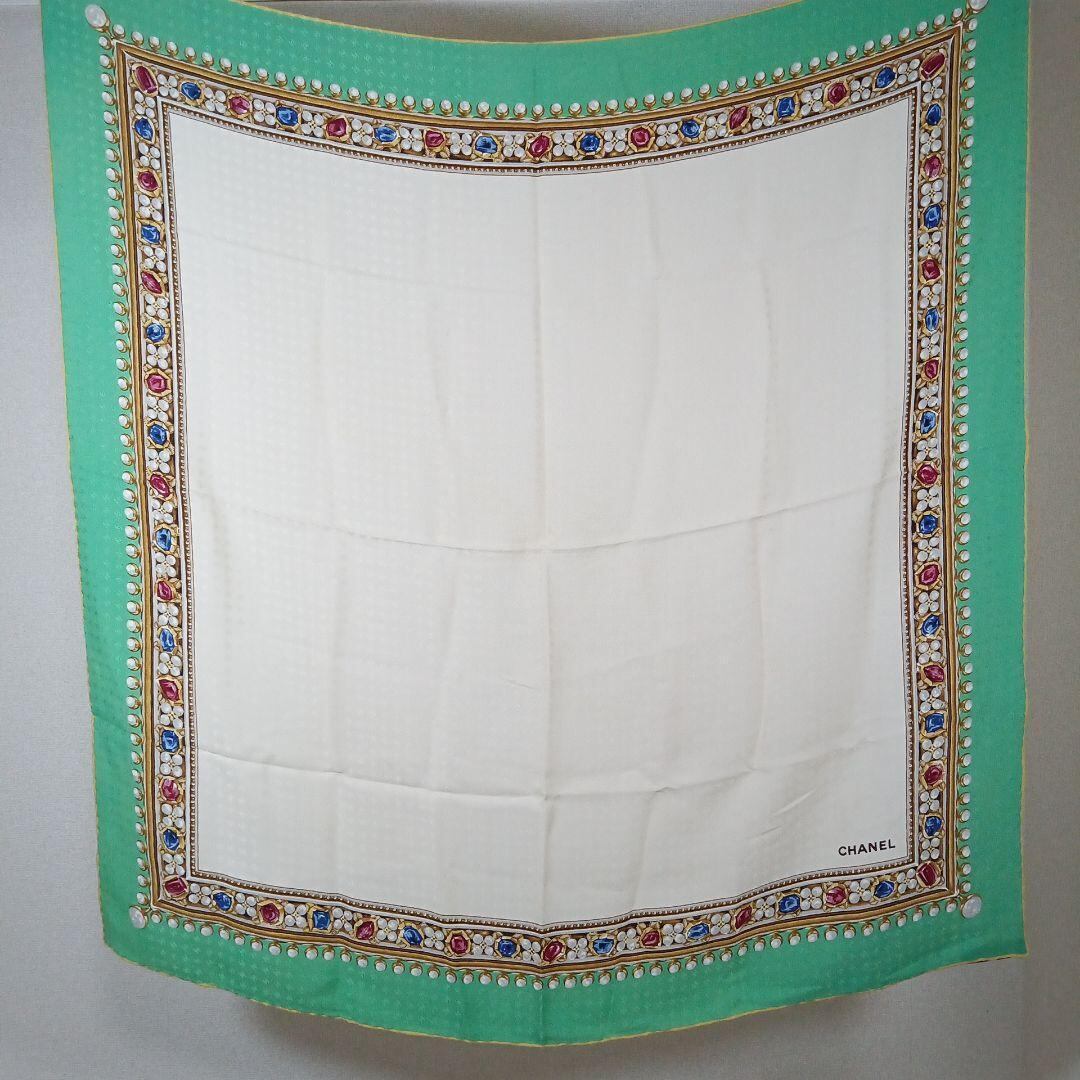 す32超美品 シャネル スカーフ 最高級シルク100 ココマーク 総柄 宝石