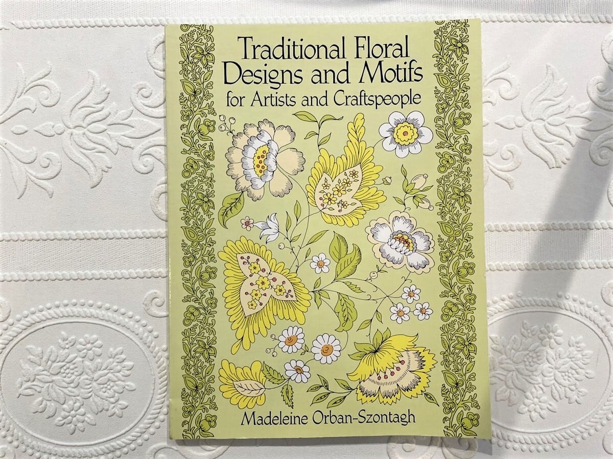 【VA438】Traditional Floral Designs and Motifs for Artists and Craftspeople /visual book
