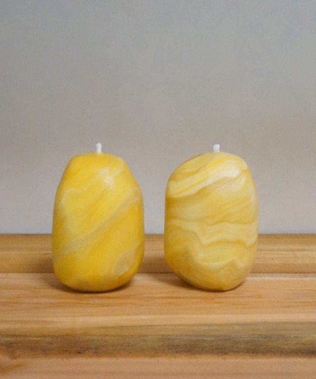 BEESWAX CANDLE - M