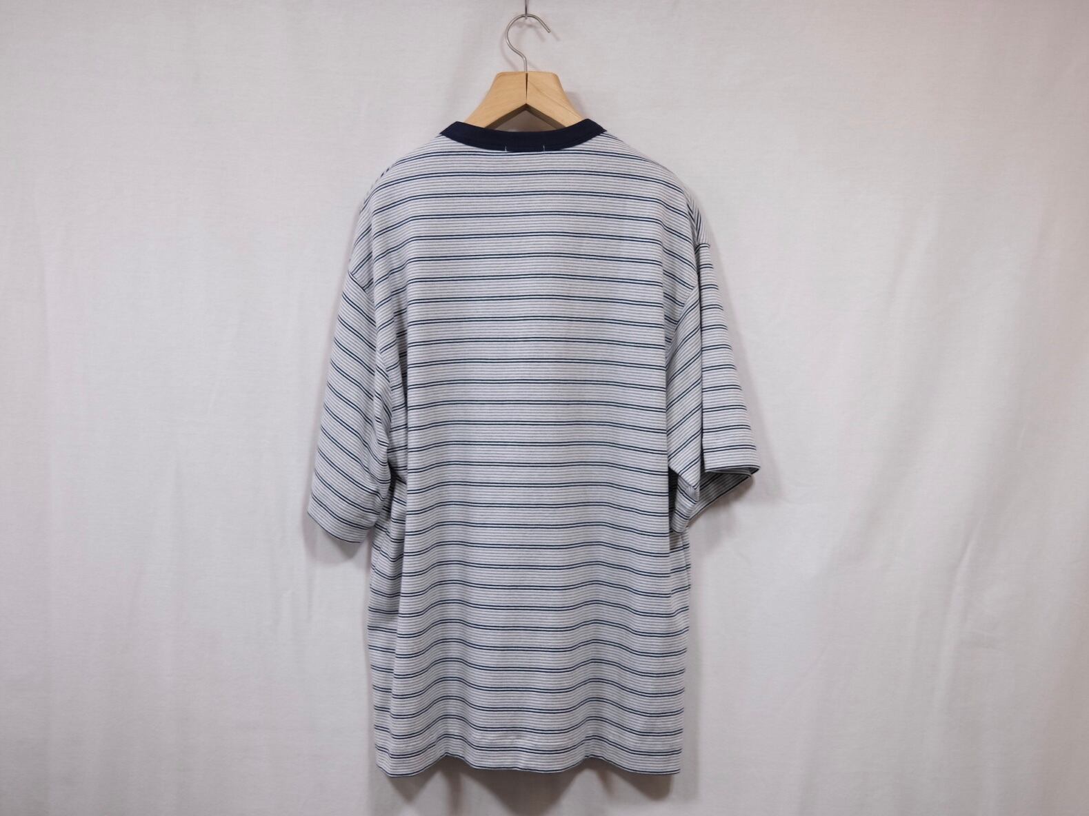 トップス UNIVERSAL PRODUCTS Multi Border UNIVERSAL PRODUCTS.” MULTI BORDER S/S T-SHIRT NAVY” | Lapel