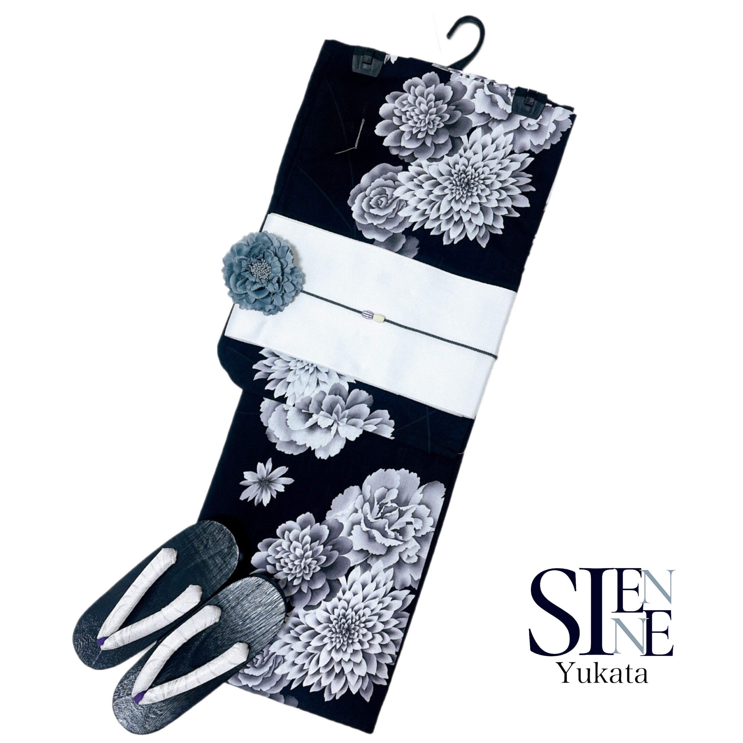 浴衣ジェンヌ 浴衣5点セット 黒地にぼかしグレーや白の花 ゆかた 半幅