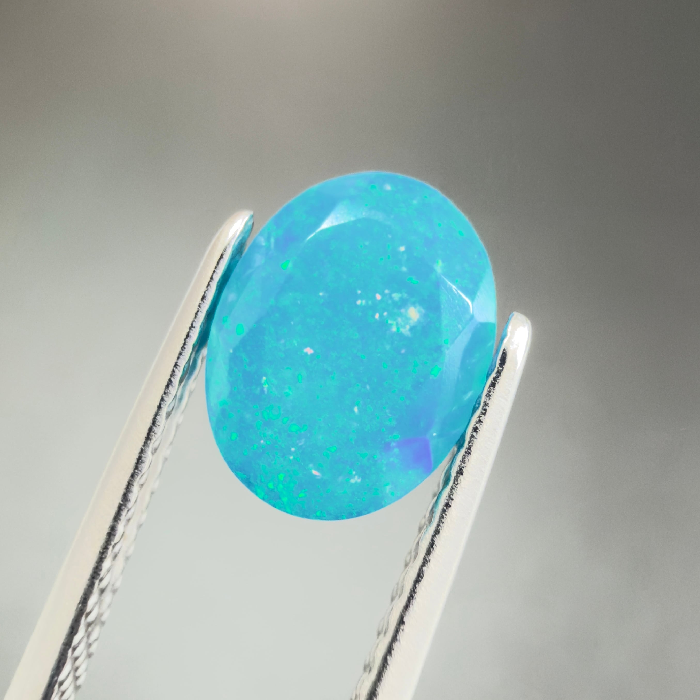 エチオピアンオパール　ルース ブルーオパール】 ルース エチオピア産 処理 0.76ct | たからいし