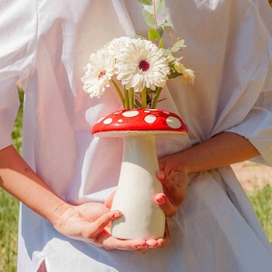 Amanita Flower Vase "Large"/花器/陶器/雑貨/ギフト