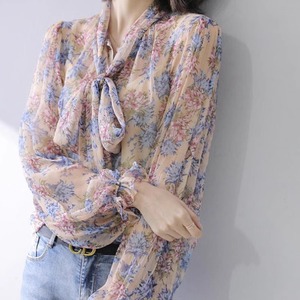 パフスリーブ花柄ブラウス 2type W00665