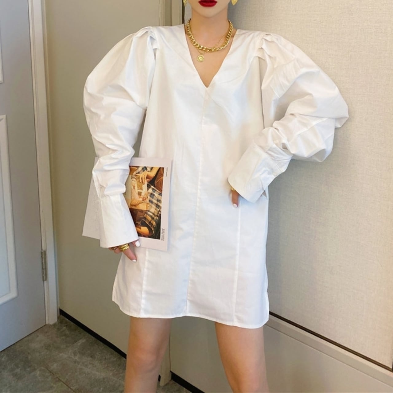 Balloon Sleeve V-Neck Shirt 00805