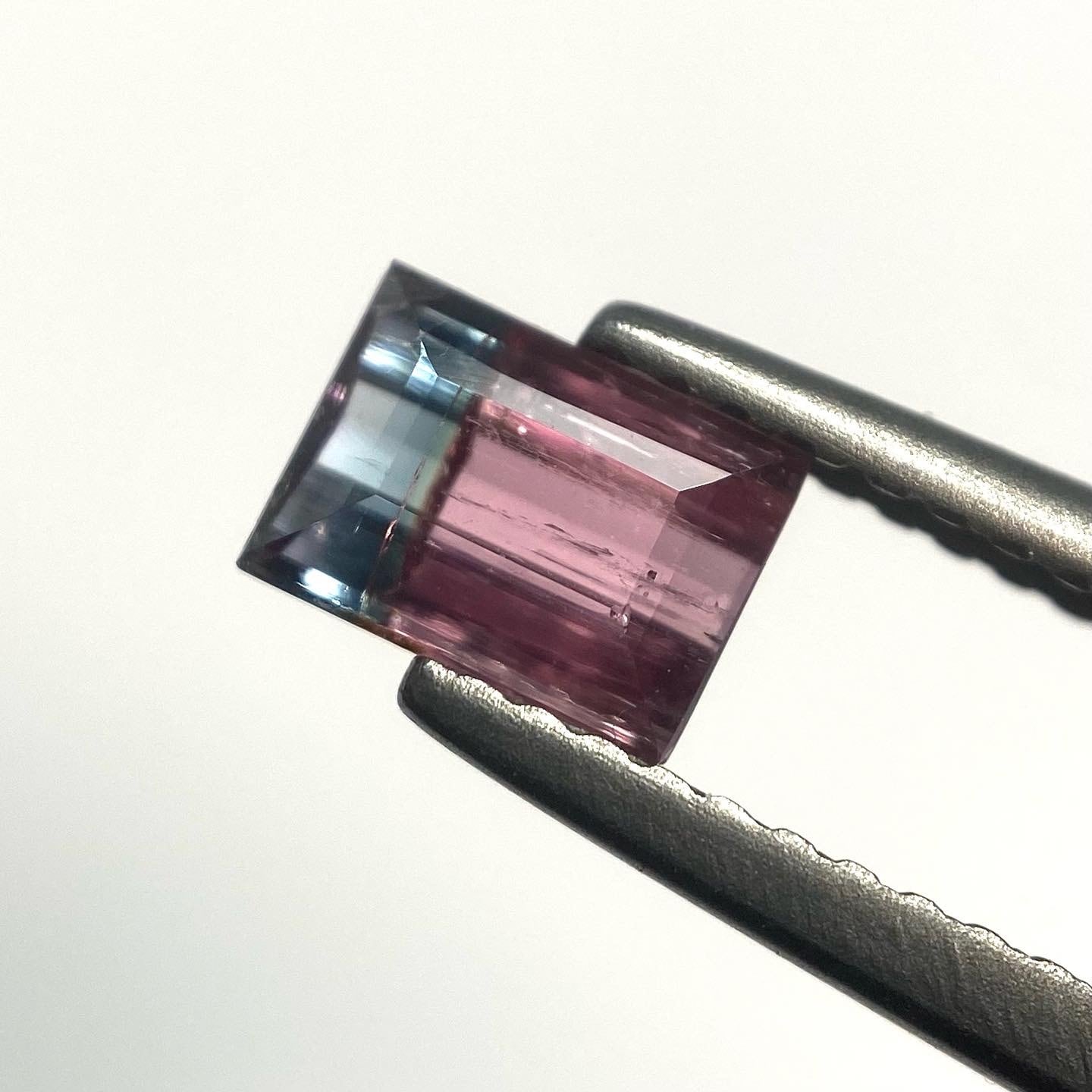 コントラストはっきりなバイカラートルマリン