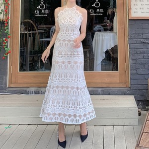 【送料無料】ワンピース ドレス キャミワンピース キャミワンピ レース 総レース メッシュ レディース 夏 ロングワンピース ロング丈 マキシワンピース マキシ丈 夏ワンピース 夏ワンピ 真夏 リゾートワンピース リゾートドレス フレア 背中あき バッククロス バックシャン タイト マーメイド スリム ゆったり 体型カバー 細見え 着痩せ 大人 上品 きれいめ フェミニン 可愛い ガーリー 20代 30代 40代 50代 ホワイト