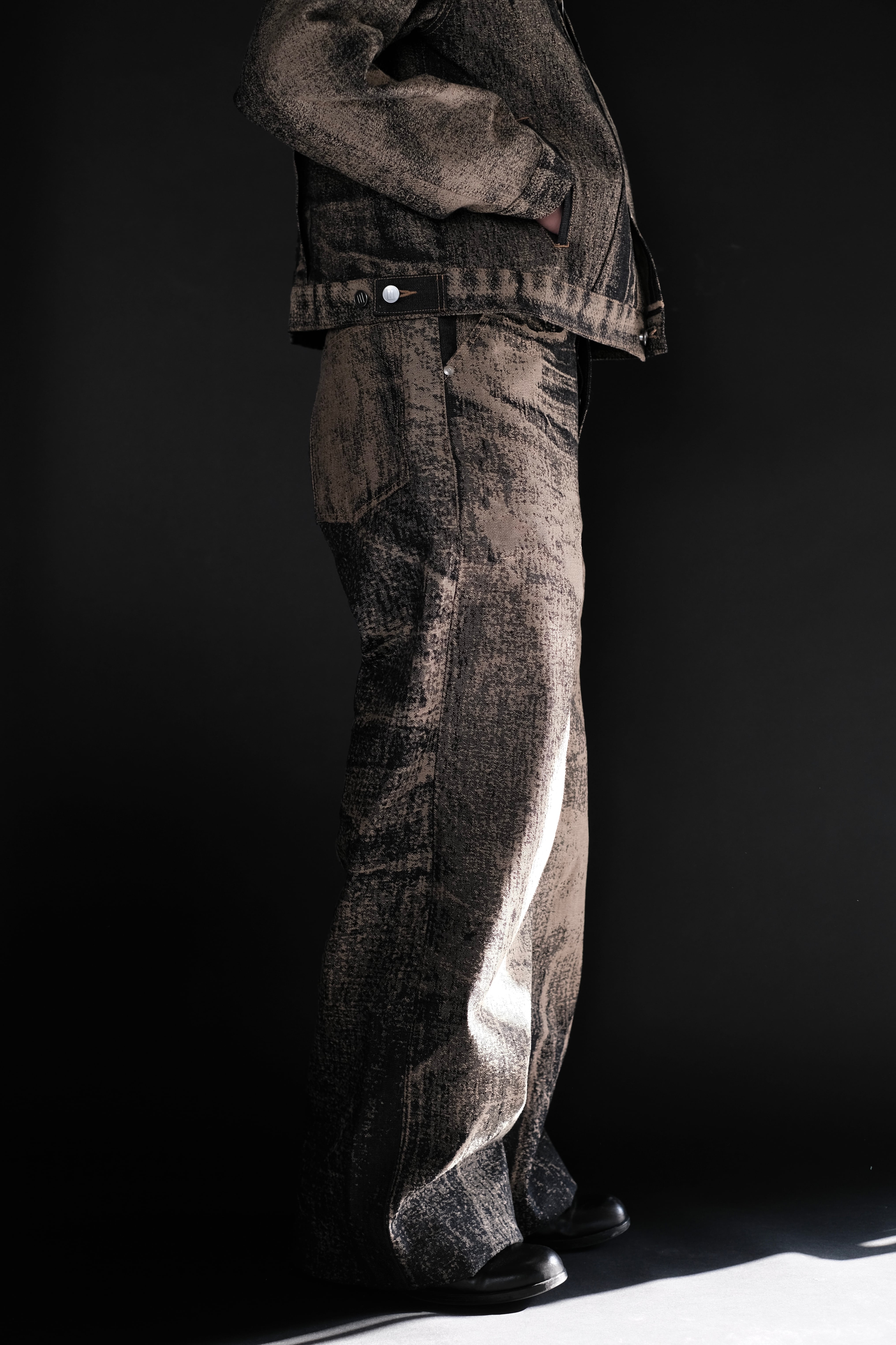 DAISUKE TANABE / x-ray jacuard denim trouser | LIVING