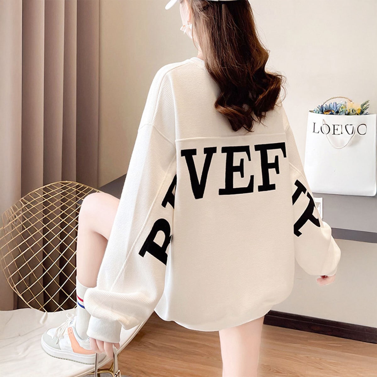 スウェット ロゴ トレーナー レディース 秋冬 韓国 ストリート 原宿系 ゆったり オーバーサイズ カジュアル 大人 ロンT おしゃれ 大人可愛い 大人女子