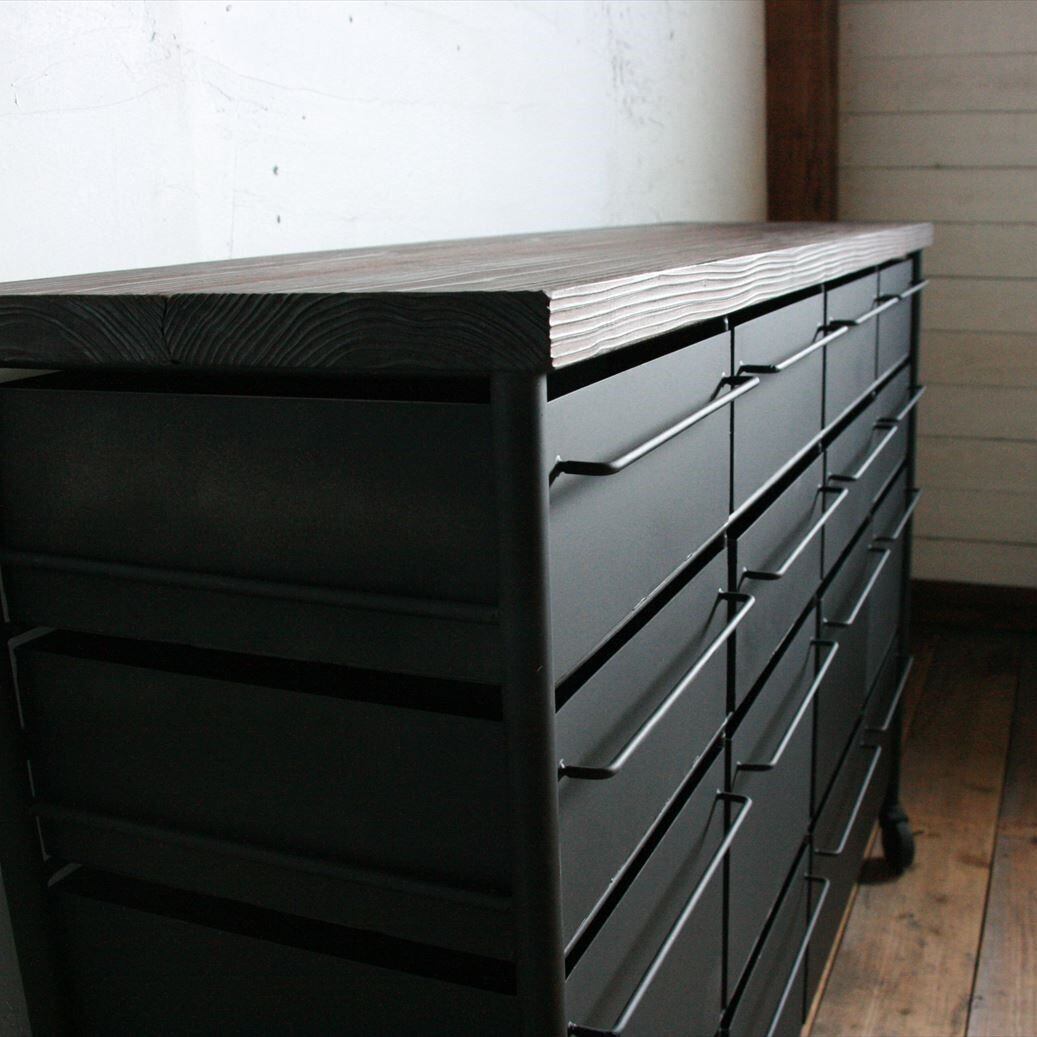 アイアンチェスト（4列4段） | EARL