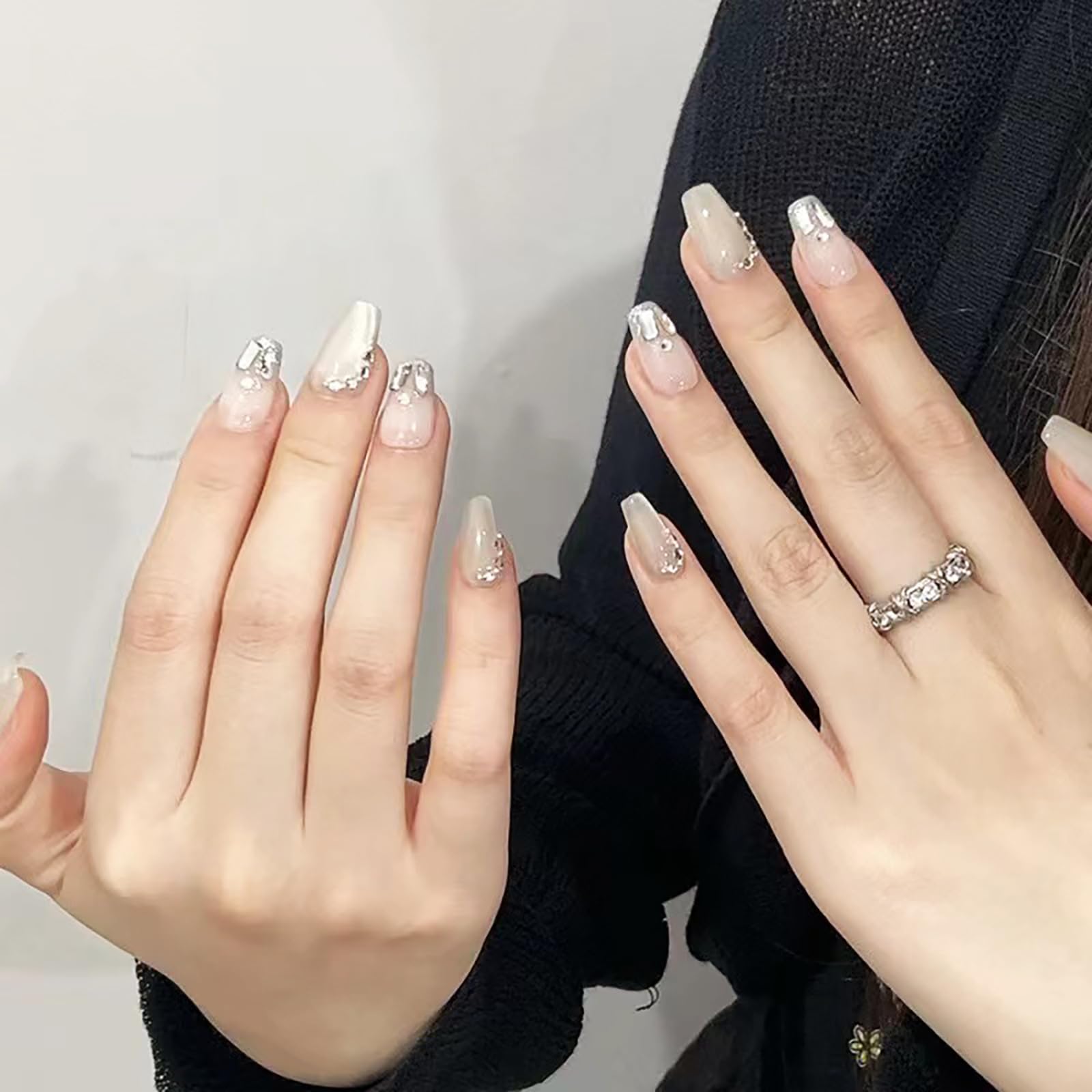【新着特価】Lwenjing ネイルチップ 付け爪 チップ 3D 手作り 結婚式 かわいい 短め 長い ネイルチップ 人気 和風 花嫁ネイル 光沢 つけ爪 24枚入 BY1390