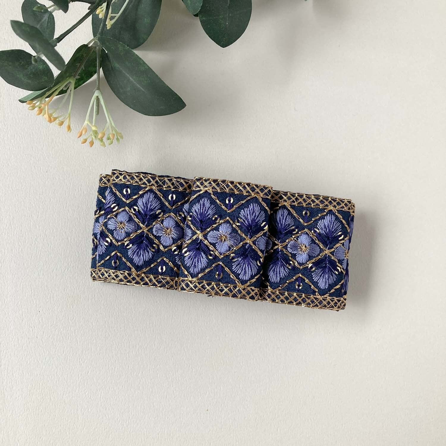 刺繍リボンの重ねリボン型バレッタ